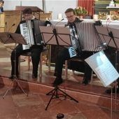 Orgelmusik zu fünf Händen