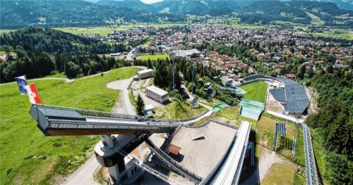Blick in die Audi-Arena in Oberstdorf.Foto Audi-Arena