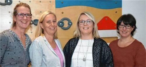 Der neue Vorstand der Römerzwergerl: (von links) Julia Baggett, Manuela Aigner, Annika Stiller, Daniela Stuiber. Nicht auf dem Bild ist Sabrina Bittenbinder. Foto Meling