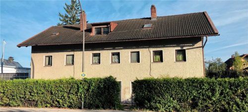 Derzeitige Situation: Das Mehrfamilienhaus in der Äußeren Münchener Straße 38 stammt aus dem Jahr 1923. Noch in diesem Jahr soll es abgerissen werden, um Platz für den Neubau zu schaffen. Foto Heise
