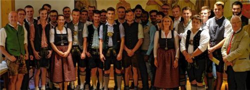 Die frischgebackenen Gesellen bei der Freisprechungsfeier.