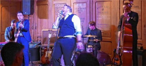 Die jungen Musiker haben sich dem alten Chicago Blues verschrieben. Foto Kirchner