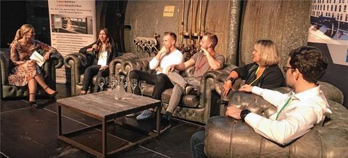 Gründer und Unternehmer standen Rede und Antwort: Neben Moderatorin Alissa Stein saßen Maria Mühlenweg, Alex Giesecke, Nico Schork, Karin Stäbler und Andreas Bürger (von links) und berichteten von ihren Erfahrungen.Fotos maier