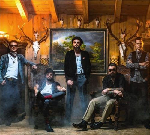 Heimspiel für „Django 3000“ heute Abend im Rosenheimer Ballhaus. Fotos Barz