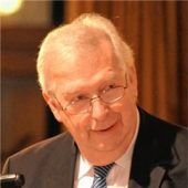 „Du kennst Dich doch mit Wirtschaft und Finanzierung aus“