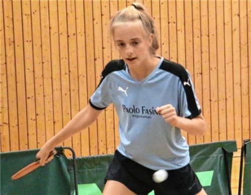 Lena Fischer lieferte mit insgesamt vier Punkten eine sehr gute Leistung ab, dennoch verloren Feldkirchens Mädchen ihr Heimspiel.Foto Erlich