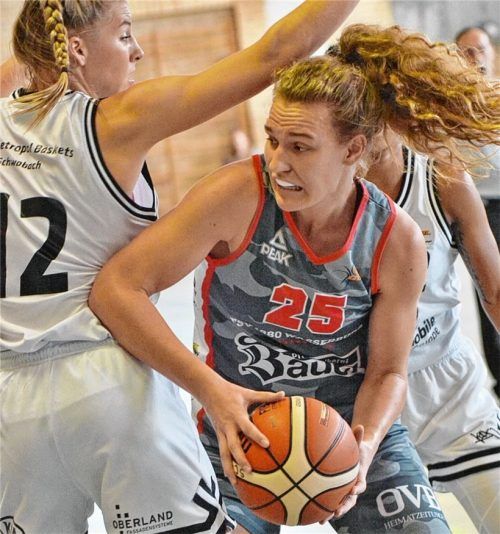 Megan McKay (25) will mit Wasserburg den zweiten Punktspielsieg feiern. Foto  Hörndl