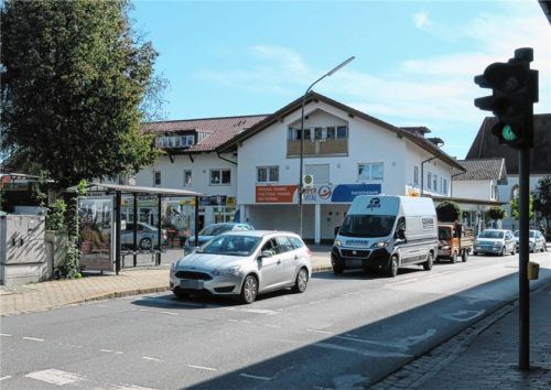 Über Verkehrsvergehen von Pkw- und Lkw-Fahrern an der sogenannten HöhensteigerAmpel berichteten zahlreiche Anwohner bei der Bürgerversammlung. Foto Baumann