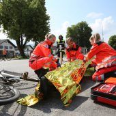 Sanitäter im Notfall ausgebremst