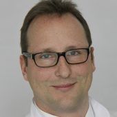 Schmerzen trotz Knieersatz: Was tun?