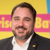 Föst bleibt FDP-Chef