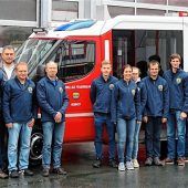 Löschfahrzeug eingetroffen