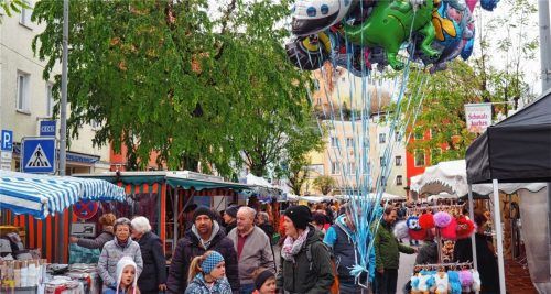 Hoffen auf den Kathreinsmarkt – hier ein Bild aus dem Jahr 2019. Wird es gelingen, mit einem Hygienekonzept zu überzeugen? Foto  Weithofer