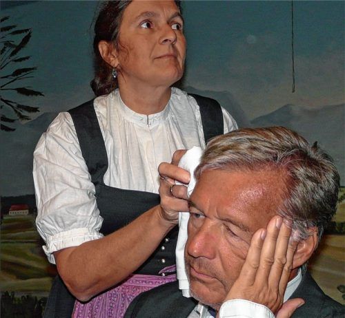 Beate Gnatzy und Peter Fritsch überzeugen in ihren Rollen.Foto re