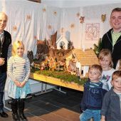 Junger Obinger restauriert Krippen