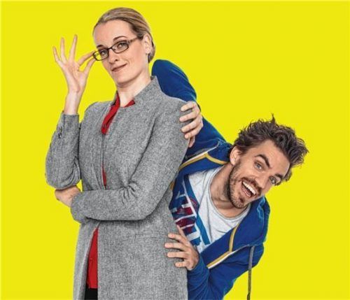 Bernhard Viktorian von BE-Quadrat fand in Bettina Bogdany die passende Bühnen-Partnerin.Foto re