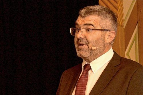Bürgermeister Ullrich Gaigl versichert: „2020 gibt’s in St. Wolfgang wieder ein Wohnbaugebiet.“ Foto weingartner