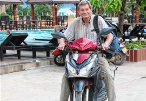 Das letzte Foto von Ludwig Eigenstetter machte seine Frau wenige Minuten vor seinem Tod in Laos.Foto Privat