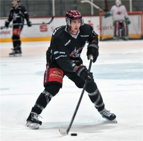 Das Tor im Visier: Tadas Kumeliauskas bei seinem ersten Training am Dienstagabend.