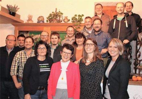 Die Gemeinderatskandidaten der Obinger CSU für die Kommunalwahl 2020. Foto Auer