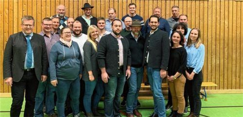 Die Kandidaten der Parteifreien Wahlgemeinschaft Schönau und Umgebung für die Kommunalwahl 2020. Foto  re