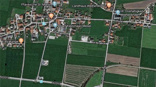 Ein Ort mit Zündstoff: Was soll aus Weihenlinden werden? Heimat für nachfolgende Generationen oder Museumsdorf mit direkter Blickbeziehung zur Wallfahrtskirche? Die Einwohner sind geteilter Meinung. Foto Google