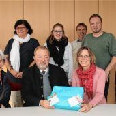 4645 Unterschriften für Sportbad in Bad Aibling überreicht