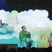Frau Holle, Pechmarie und die Sache mit den Betten