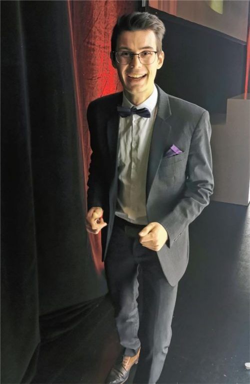 Max Hagenbuchner hat gut reden: Der 21-jährige Kiefersfeldener hat jetzt bei einem sogenannten Speakerslam einen Preis für seine Redekünste gewonnen. Foto Schurtl