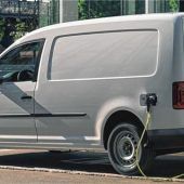 Elektrisch fahrender Caddy