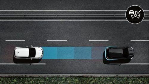 So agiert der Autobahn- und Stauassistent im Renault Clio. Foto ampnet/Renault