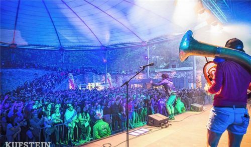 Tausende erlebten heuer das Kufstein Music-Festival. 2020 soll es noch getoppt werden. Musiker aus dem Chiemgau und Bad Aibling treten dabei auf.Foto  re