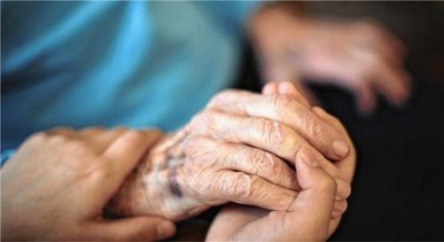 Welche Leistungen stehen wem zu? Eine Pflegeberatung hilft.Foto dpa