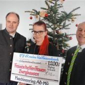 Spende für „Frauen helfen Frauen“