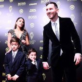Messi gewinnt zum sechsten Mal den „Ballon d’Or“ – Lewandowski wird Achter
