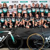 Tour-Podium und Nr. 1 der Welt