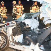 Auf A94 in Stauende gerast: Fahrer stirbt an Unfallstelle