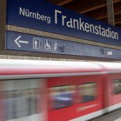 Haftstrafen für tödliche Stöße auf Gleis