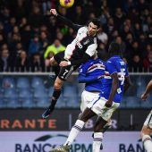 „Air“ Ronaldo: Kopfball in 2,56 Metern Höhe