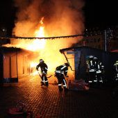Christkindlesmarkt in Flammen