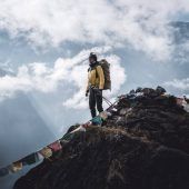 Ganz allein zum höchsten Punkt der Welt