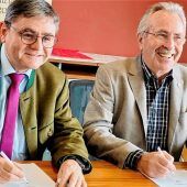 Fusionsvertrag unterschrieben