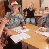 Geschichten und Sketch für die Senioren