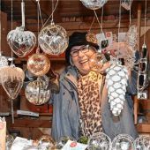 Trockenfrüchte, Essig und Dekoartikel