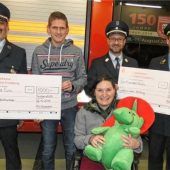 Nach 150-Jahr-Feier: Feuerwehr Grabenstätt spendet