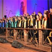 Lichterglanz beim Gospel-Adventskonzert