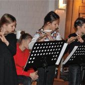 Konzert der Musikschule: Adventliche und vorweihnachtliche Klänge in der Emmauskirche