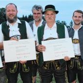 Schreiner ehren langjährige Mitarbeiter