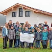 Aschauer Vereine setzen Zeichen zwischen Jung und Alt