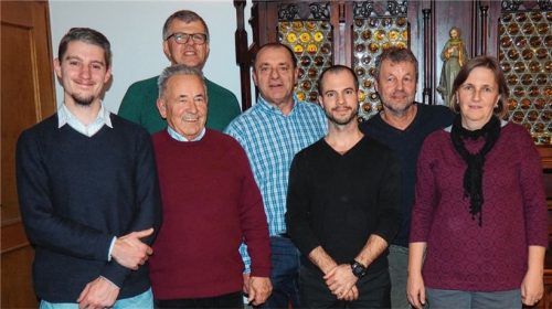 An der Spitze der Liste des Wasserburger Blocks: (von links) Christopher Taylor, Markus Pöhmerer, Andreas Neuhoff, Armin Sinzinger, Lukas Deliano, Sepp Christandl und Karin Heienbrock. Foto weithofer